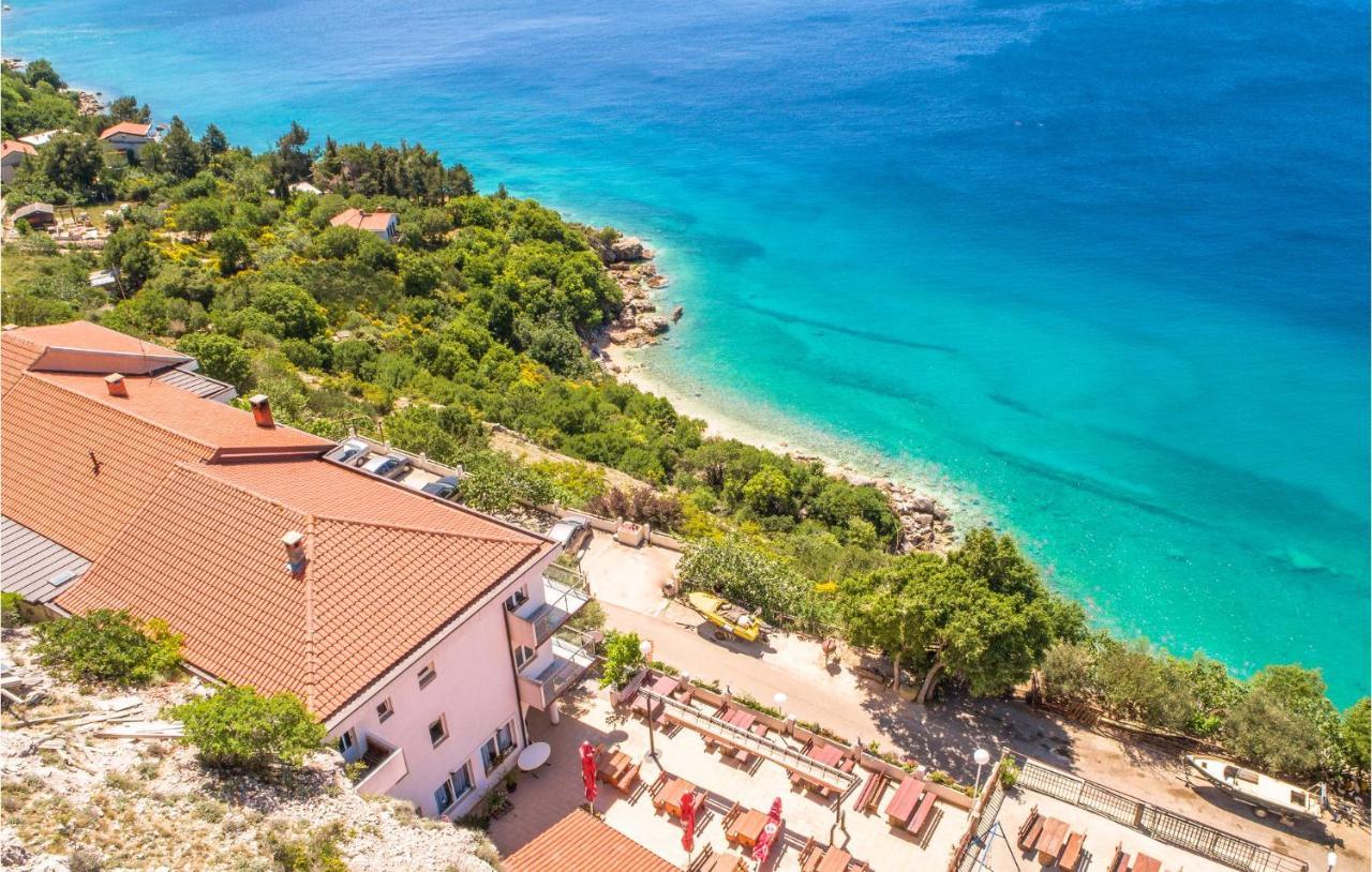 Nice Apartment In Stara Baska 1 With Wifi Luaran gambar